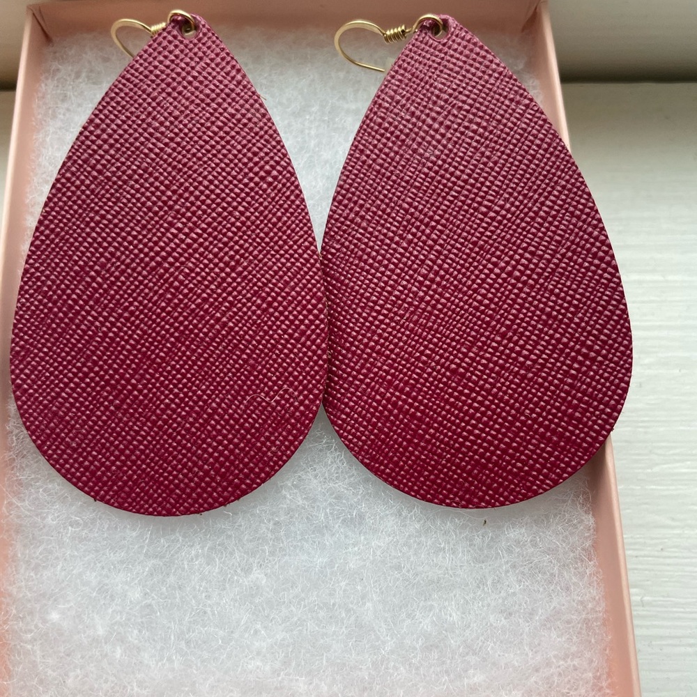 Nickel and Suede Medium Cranberry